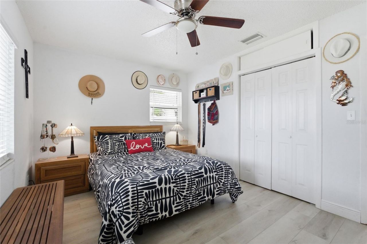 6810 4th Avenue N, Saint Petersburg, FL 33710 Photo