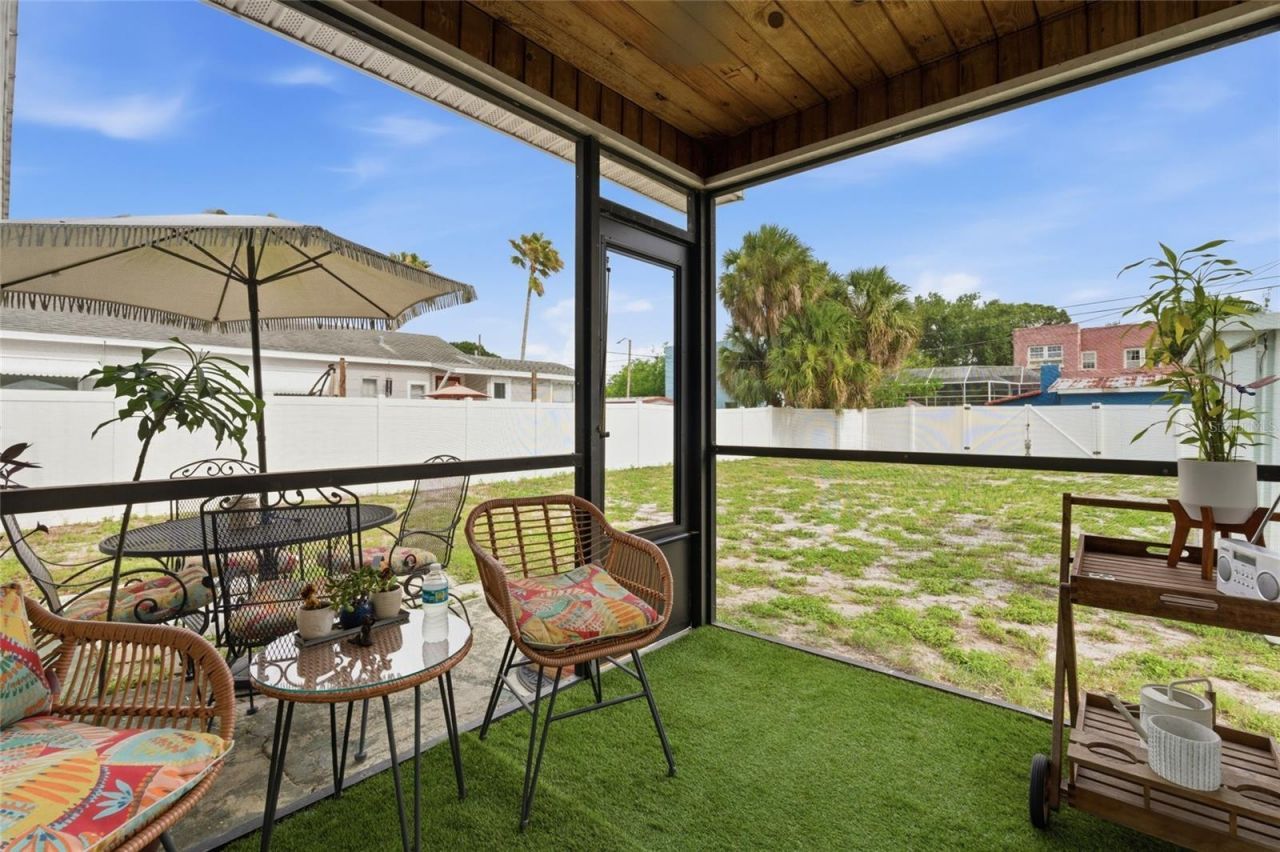 6810 4th Avenue N, Saint Petersburg, FL 33710 Photo