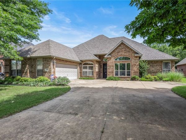 4468 W Lofty Wood Drive , Fayetteville, AR 72704