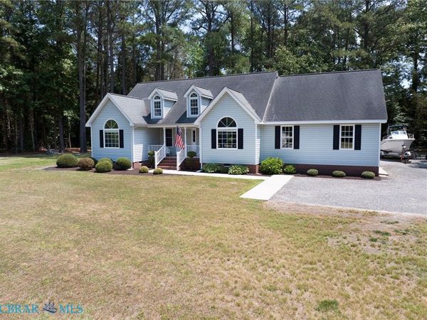 44 Fleetwood Circle, Mathews, VA 23109