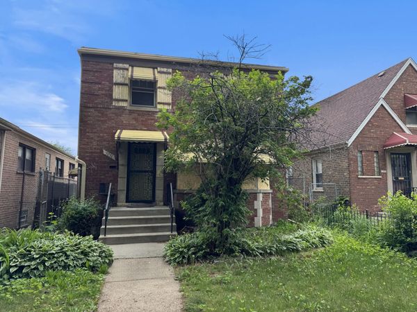 9036 S Harper Avenue , Chicago, IL 60619