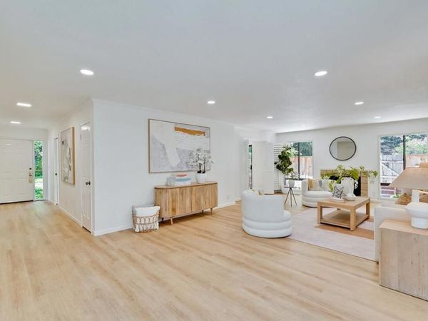 23000 Stonebridge , Cupertino, CA 95014
