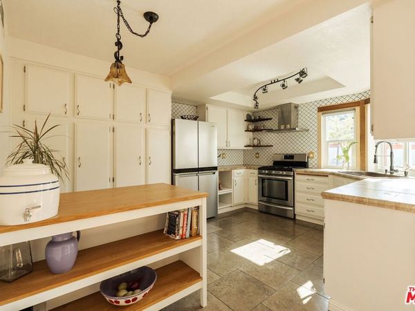 16631 Algonquin Street, Huntington Beach, CA 92649