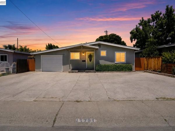 14391 Victoria Ct, San Jose, CA 95127