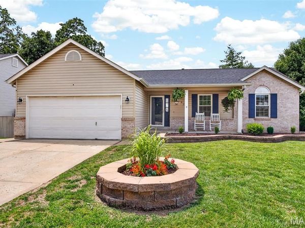 828 Sherwood Forest Court, O'Fallon, MO 63366
