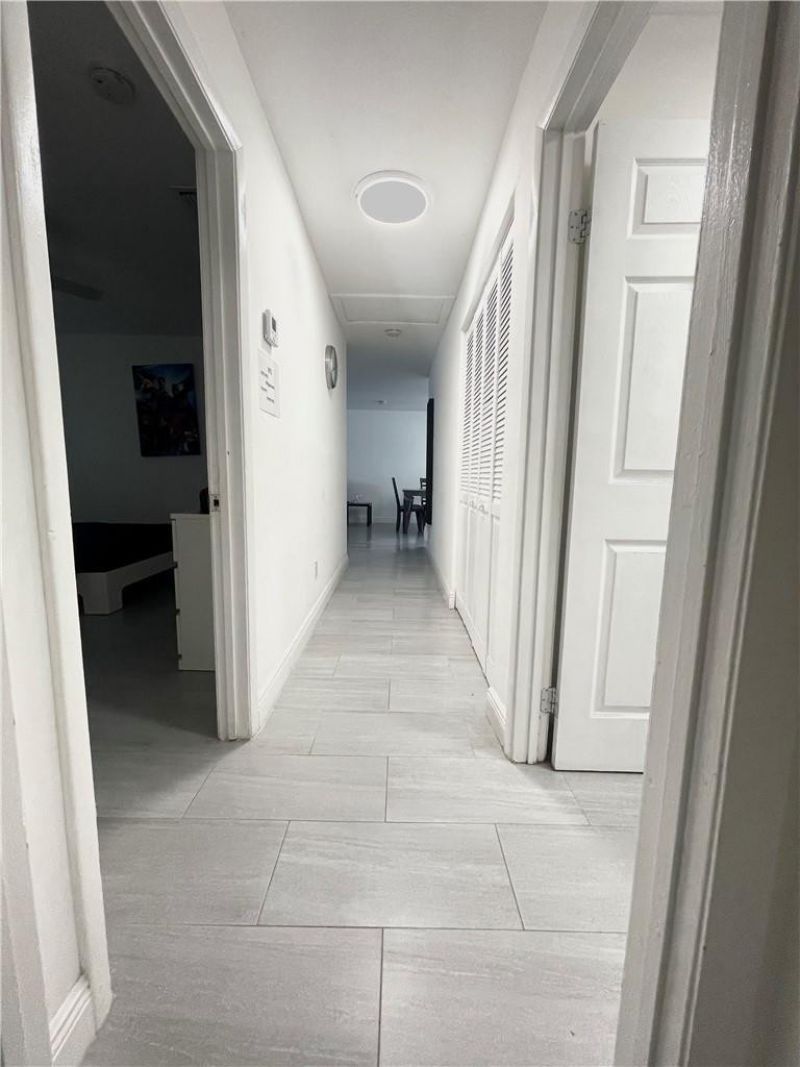 4174 SW 51st Street, Unit 2, Fort Lauderdale, FL 33314 Photo