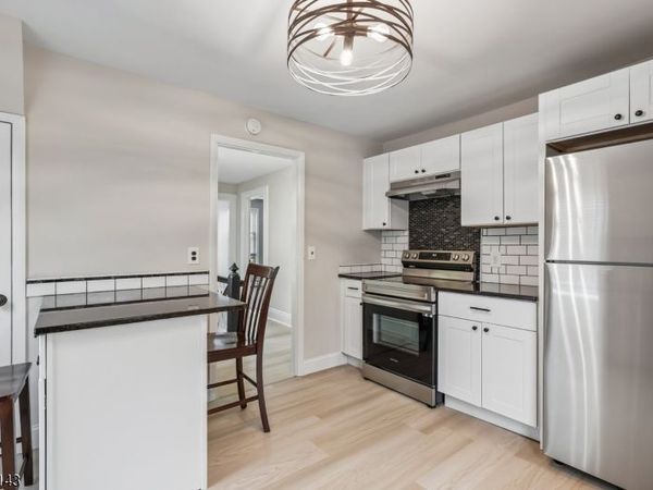 25 Atno Ave, Unit 2, Morristown, NJ 07960