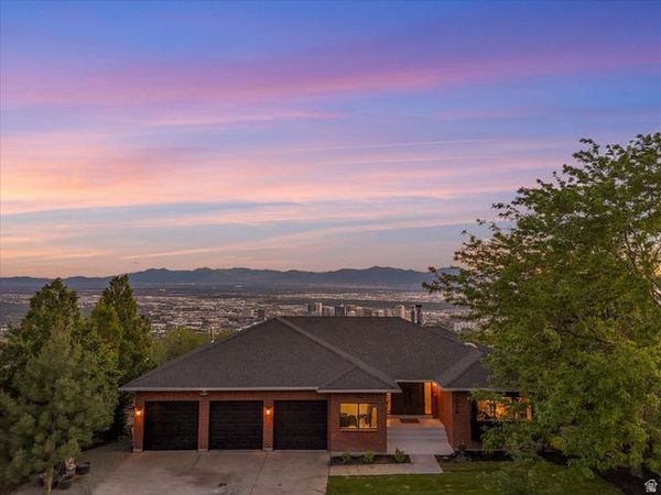 1038 E NORTHBONNEVILLE DR , Salt Lake City, UT 84103