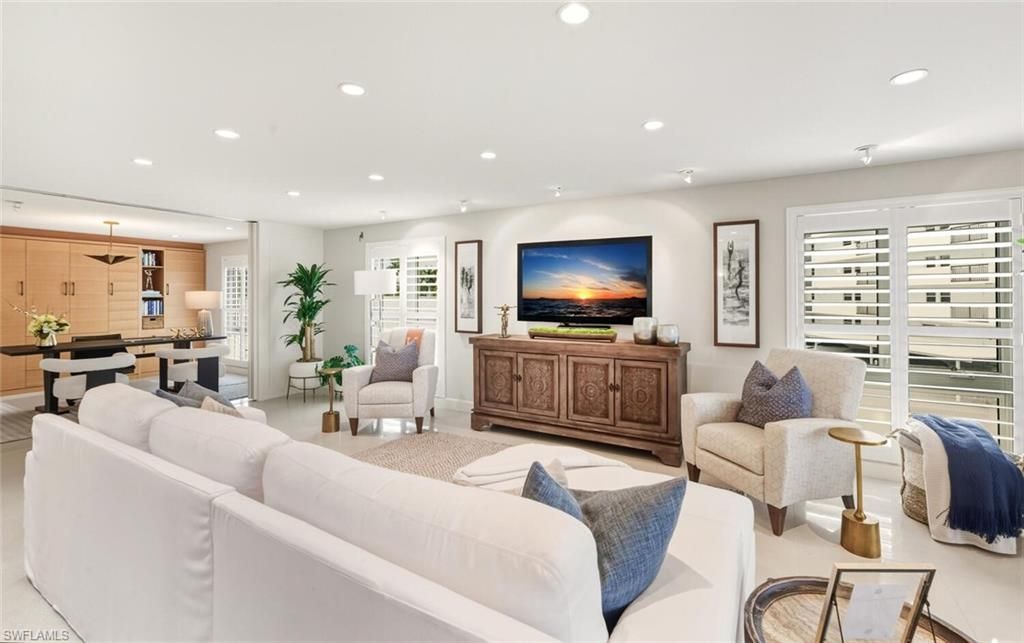 250 W Park Shore Dr , Unit 101, Naples, FL 34103 Photo