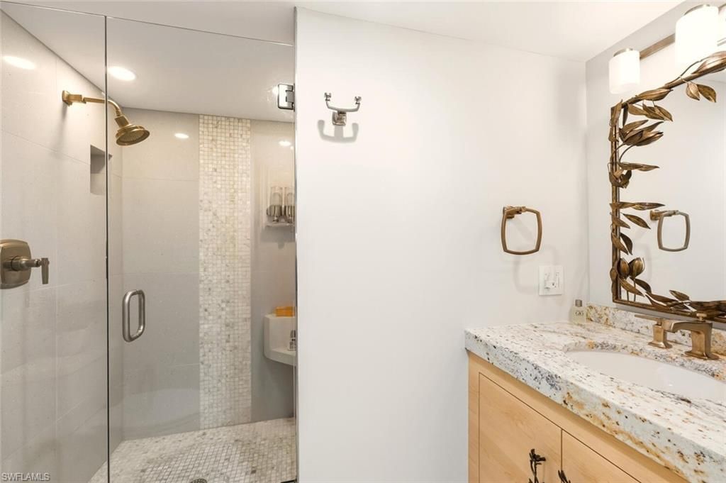 250 W Park Shore Dr , Unit 101, Naples, FL 34103 Photo