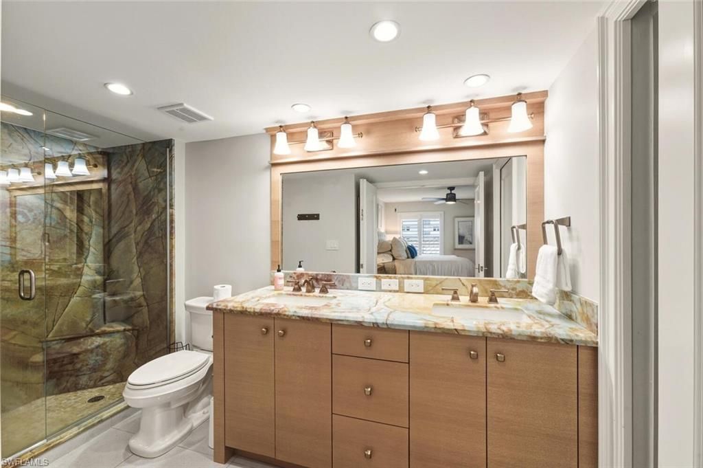 250 W Park Shore Dr , Unit 101, Naples, FL 34103 Photo