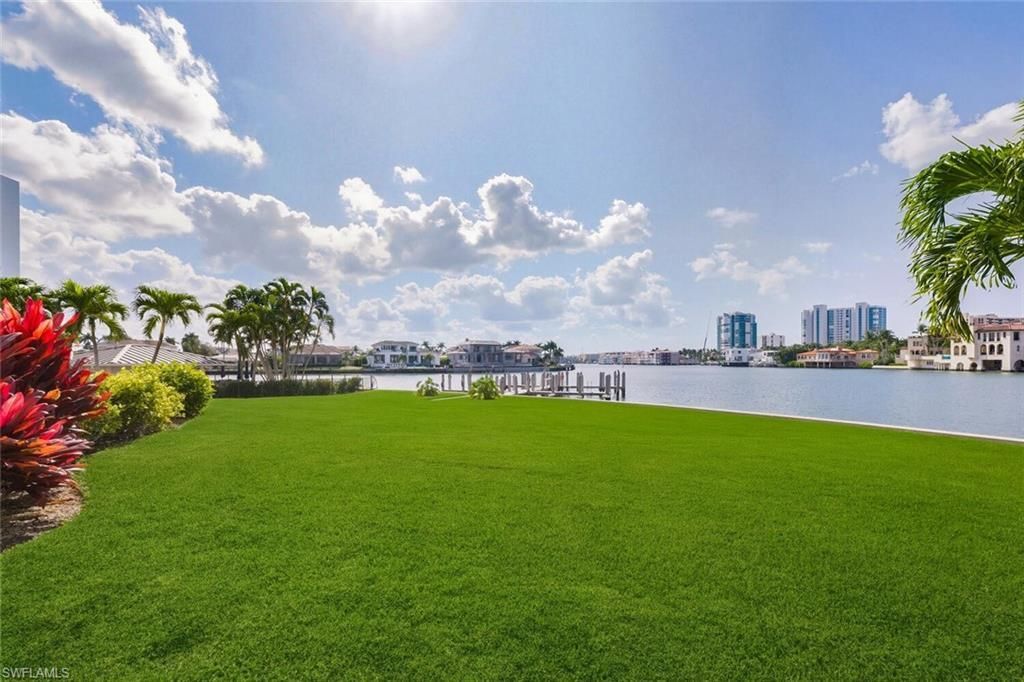 250 W Park Shore Dr , Unit 101, Naples, FL 34103 Photo