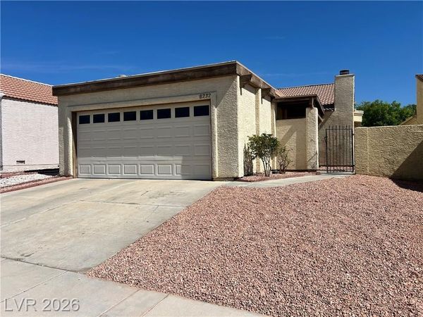 8232 Abercrombe Way , Las Vegas, NV 89145
