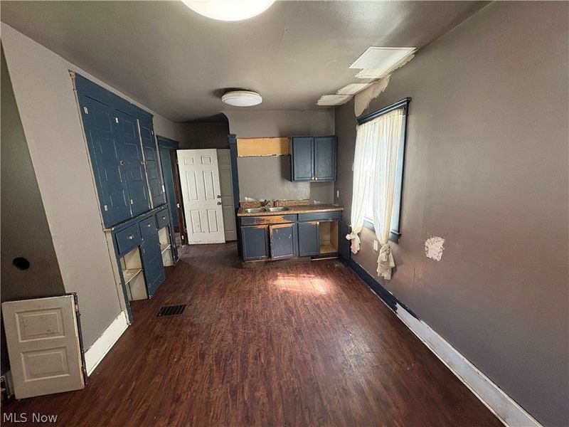 823 W 17th Street, Lorain, OH 44052 Photo 12