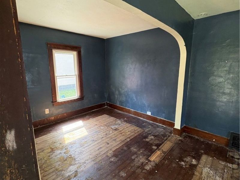 823 W 17th Street, Lorain, OH 44052 Photo 3