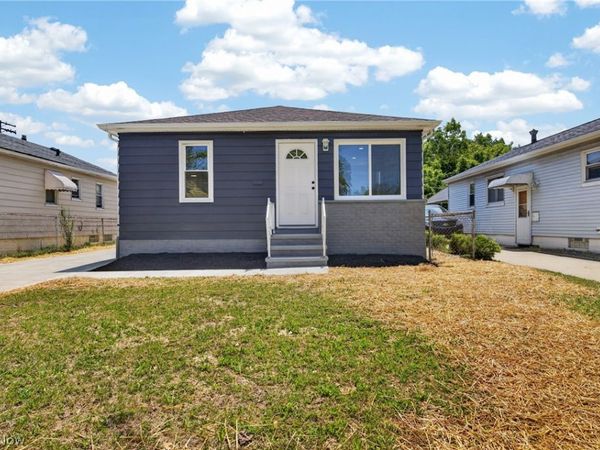 11709 Guardian Boulevard, Cleveland, OH 44135