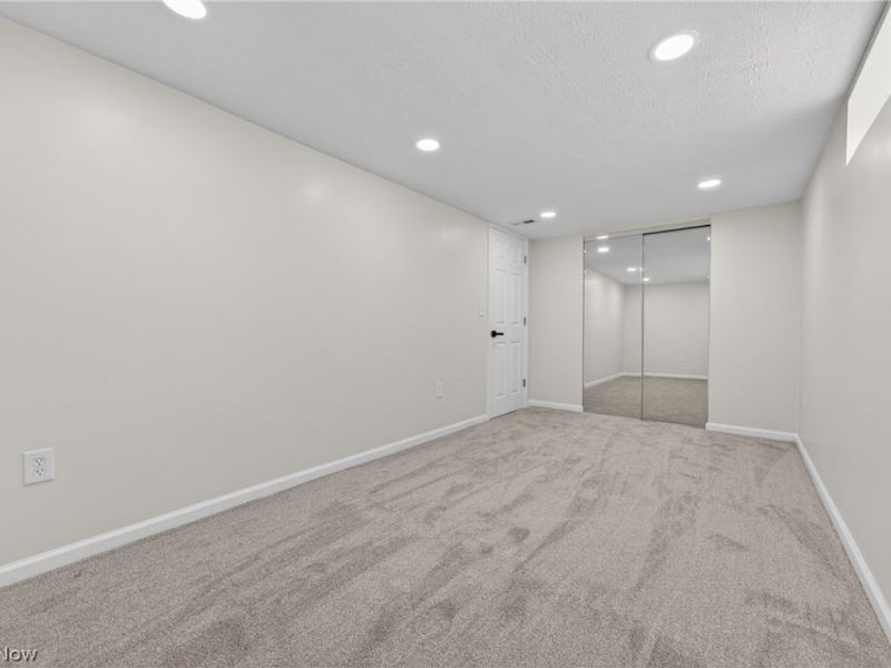 11709 Guardian Boulevard, Cleveland, OH 44135 Photo 20