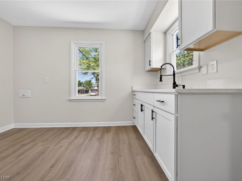11709 Guardian Boulevard, Cleveland, OH 44135 Photo 5