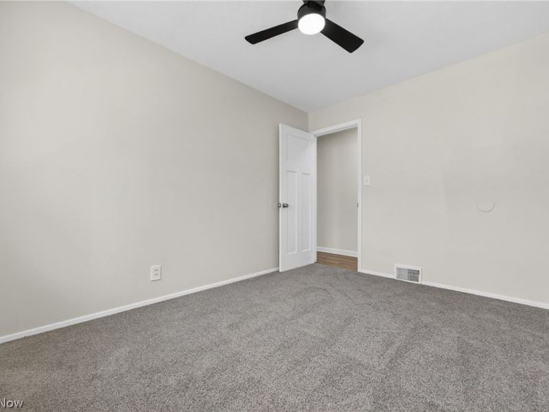 11709 Guardian Boulevard, Cleveland, OH 44135 Photo 9