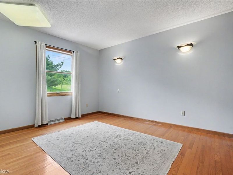 1904 Indian Hills Trail, Akron, OH 44313 Photo 28