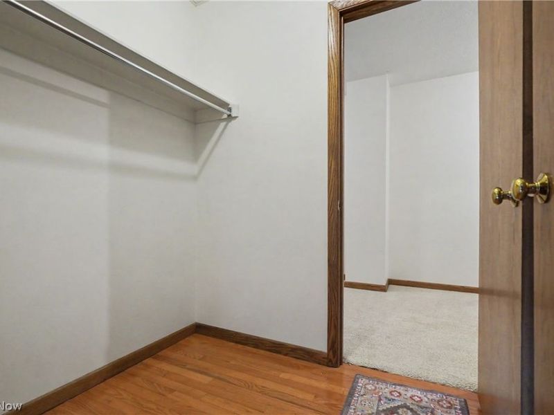 1904 Indian Hills Trail, Akron, OH 44313 Photo 32
