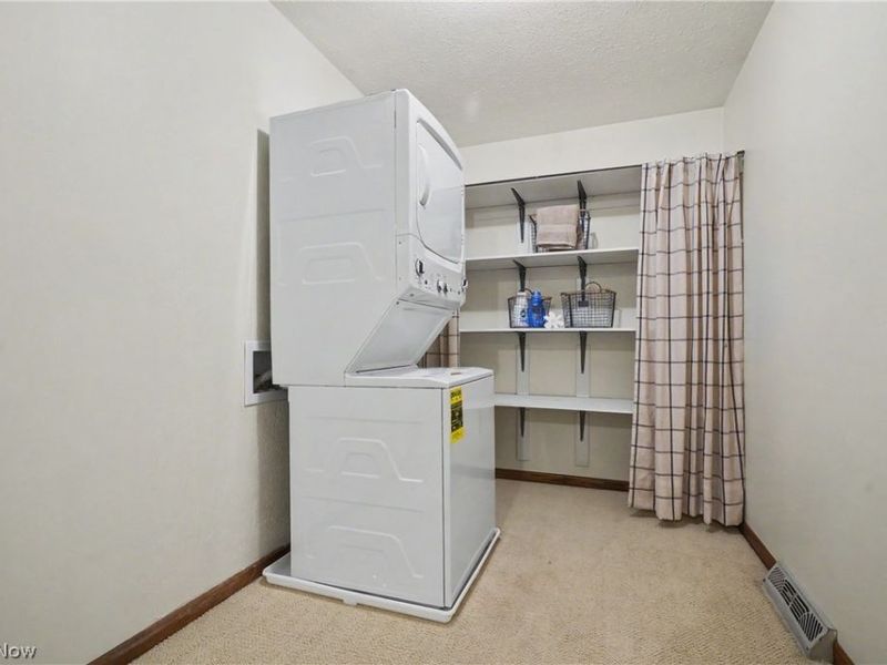 1904 Indian Hills Trail, Akron, OH 44313 Photo 33