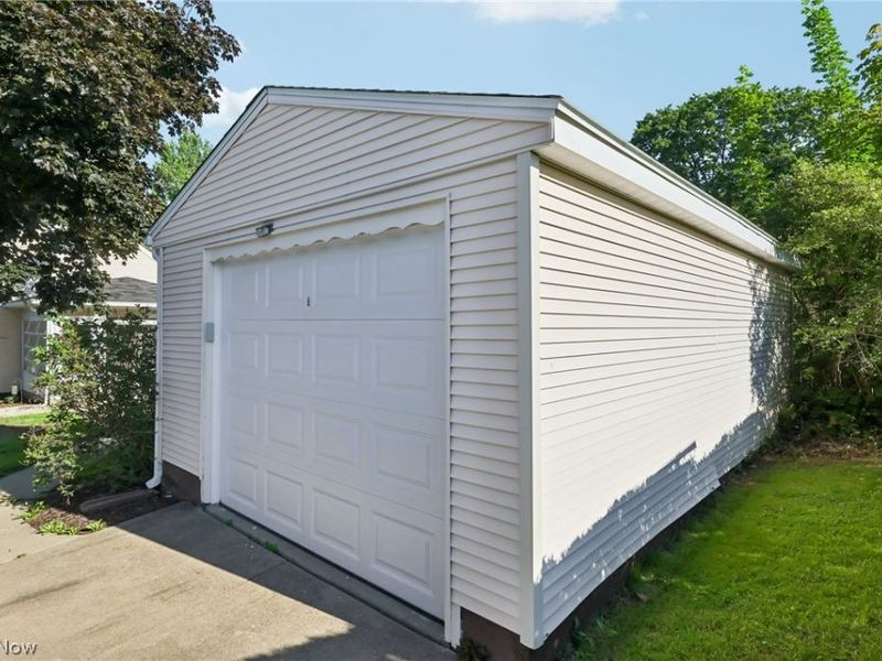 225 24th Street NW, Barberton, OH 44203 Photo 41
