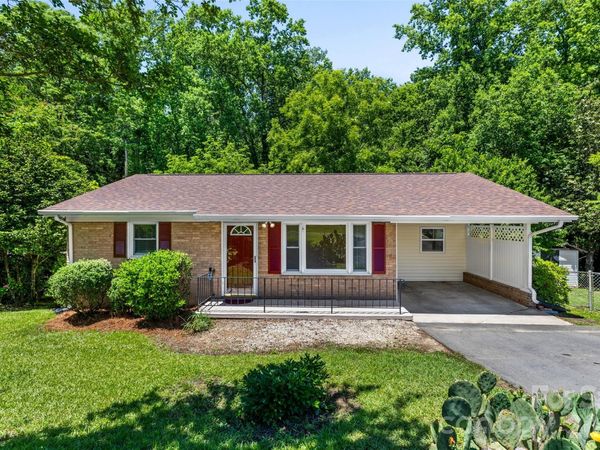 219 Belton Avenue , Mount Holly, NC 28120