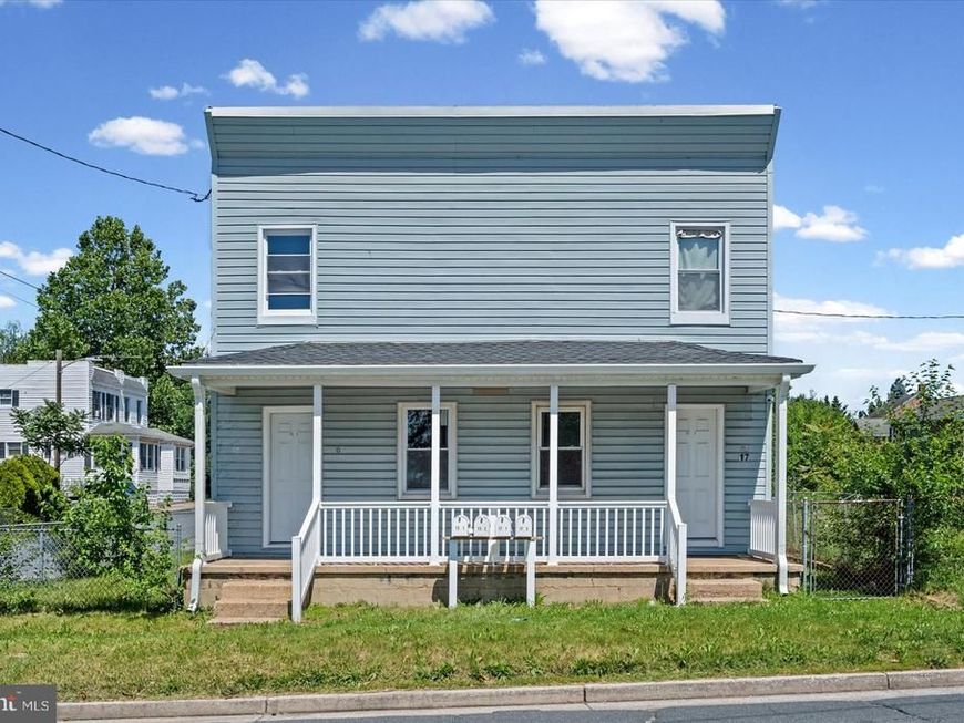 17 Sollers Point Road, Dundalk, MD 21222 Main Photo