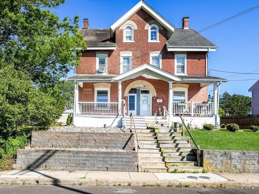 68 E Fairview Avenue, Sellersville, PA 18960 Main Photo