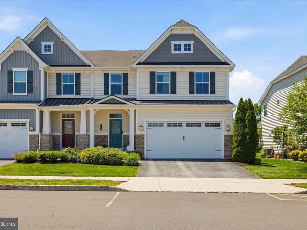 123 PROVIDENCE CIRCLE, COLLEGEVILLE, PA 19426
