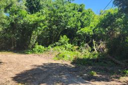 336 Railroad Avenue photo 4