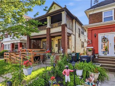 534 12th Street , Niagara Falls, NY 14301
