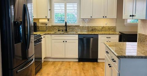 233 Birch, Roseville, CA 95678 Photo