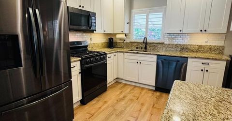 233 Birch, Roseville, CA 95678 Photo