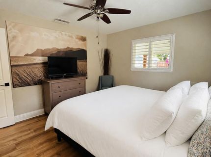233 Birch, Roseville, CA 95678 Photo