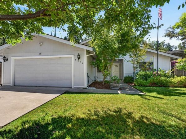 6078 Garden Towne Way, Orangevale, CA 95662