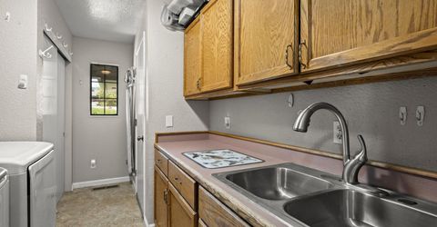 8605 Eaglenest Road, Sparks, NV 89436 Photo