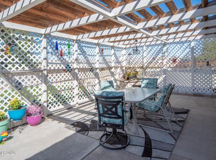 8605 Eaglenest Road, Sparks, NV 89436 Photo