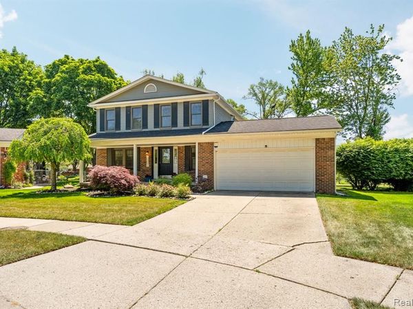 11203 Waverly Drive, Plymouth Twp, MI 48170