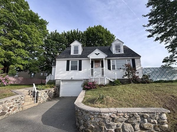 11 Hale Street, Lawrence, MA 01843