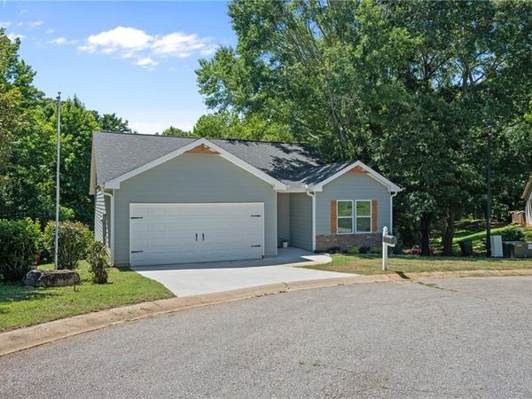 135 Tyrus Lane, Royston, GA 30662
