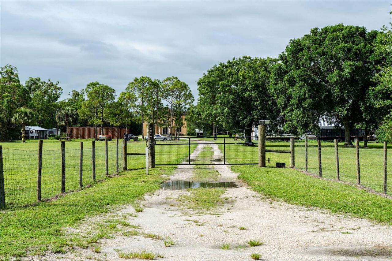 2049 Everhigh Acres Road , Clewiston, FL 33440 Photo