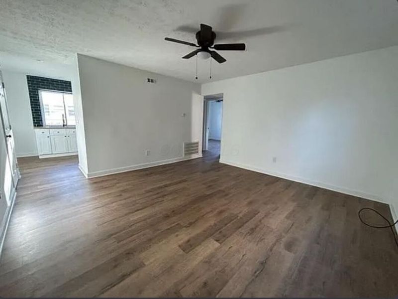432 E 14th Avenue, Columbus, OH 43201 Photo 12