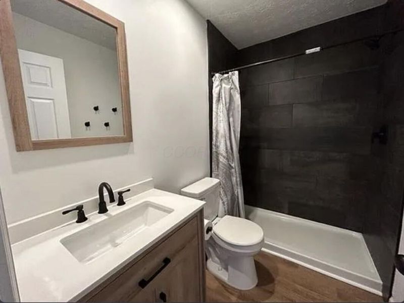 432 E 14th Avenue, Columbus, OH 43201 Photo 5