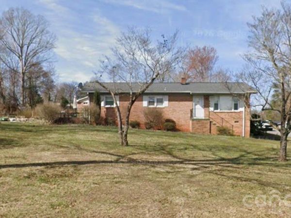 209 Saint Marys Church Road , Morganton, NC 28655