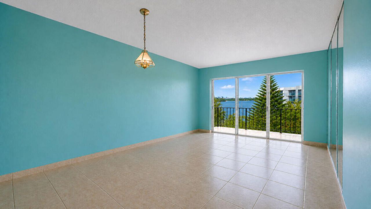 7795 NE Bayshore Court, Unit 502, Miami, FL 33138 Photo