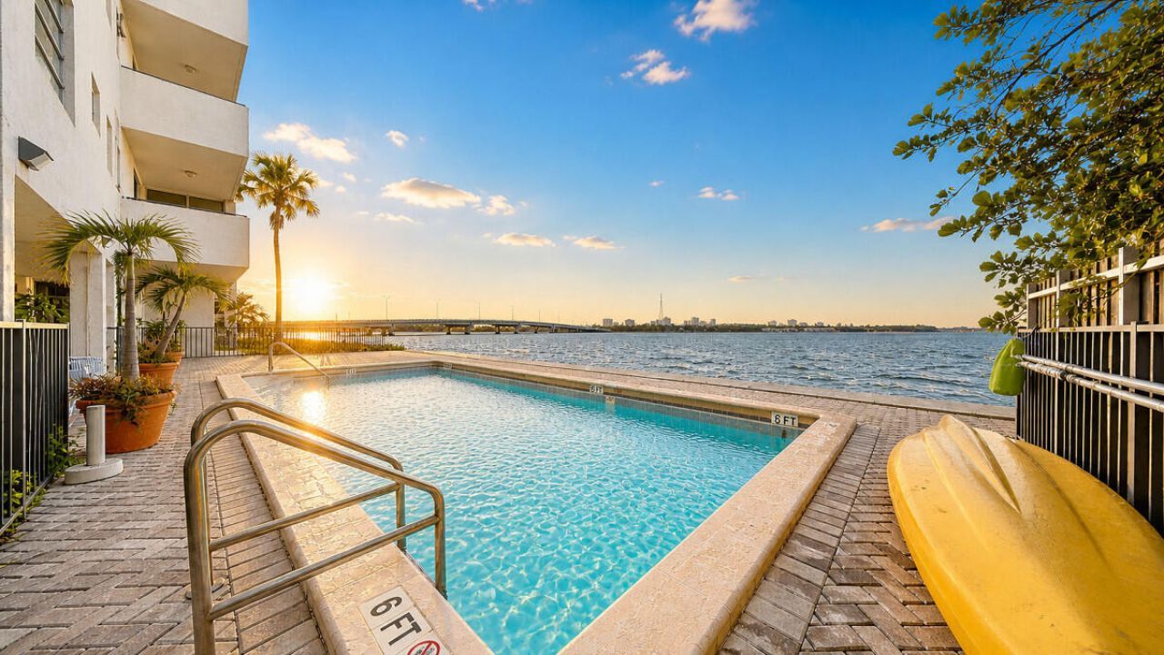 7795 NE Bayshore Court, Unit 502, Miami, FL 33138 Photo