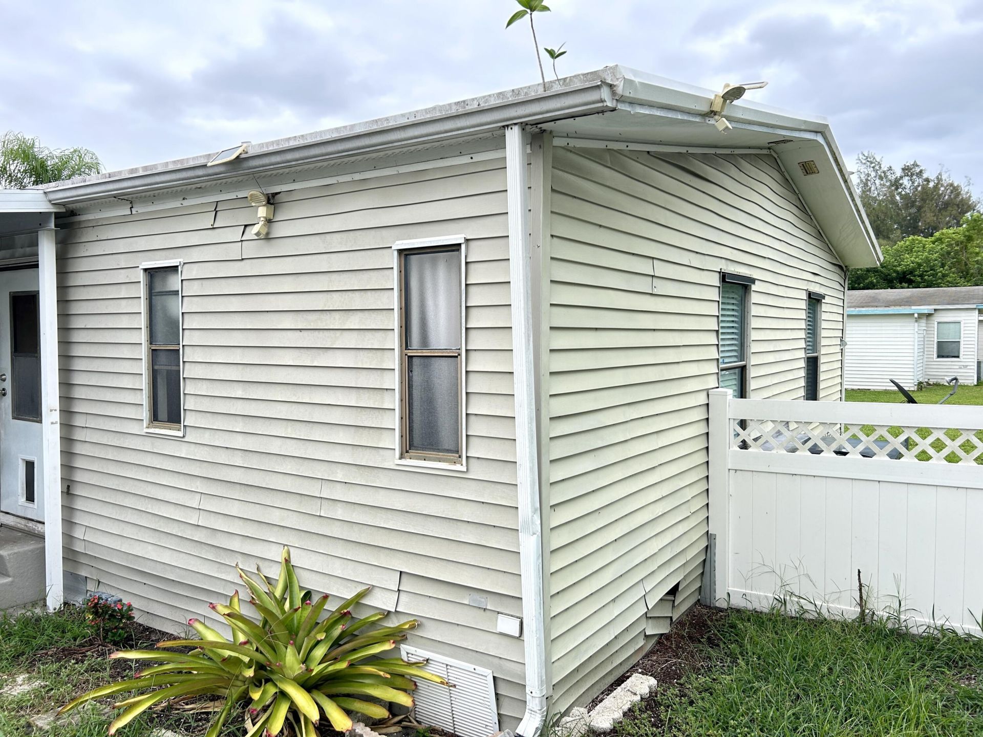 3409 Lake Overlook Place, Lake Worth, FL 33462 Photo
