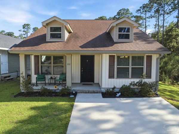 331 Cardinal Cove Ct, Pensacola, FL 32504